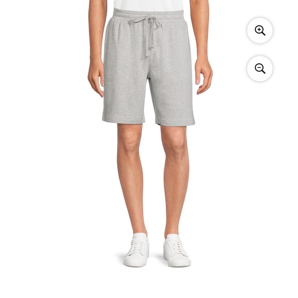 No boundary above the knee jogger shorts - Picture 1 of 5